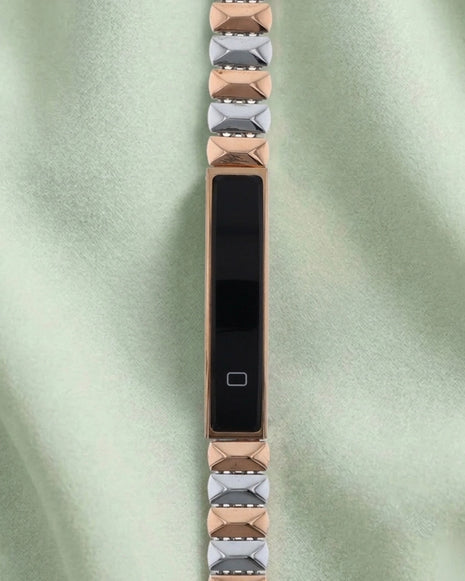 Box Link Smart Watch in 92.5 Silver