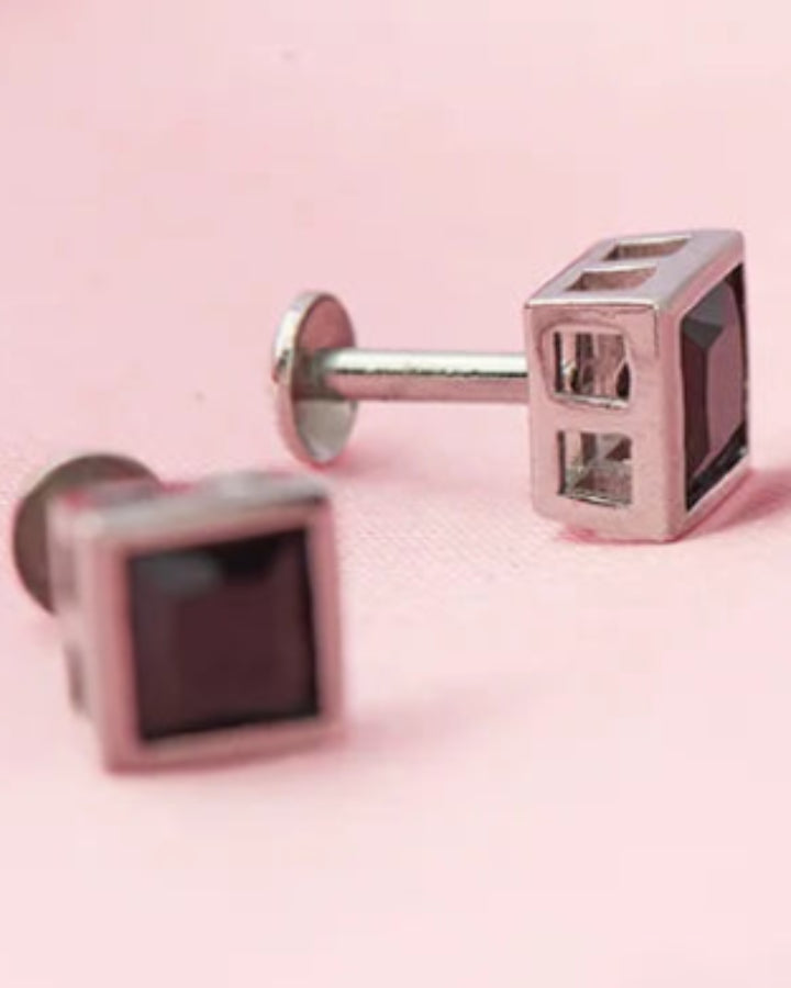 Onyx Studs in 92.5 Silver