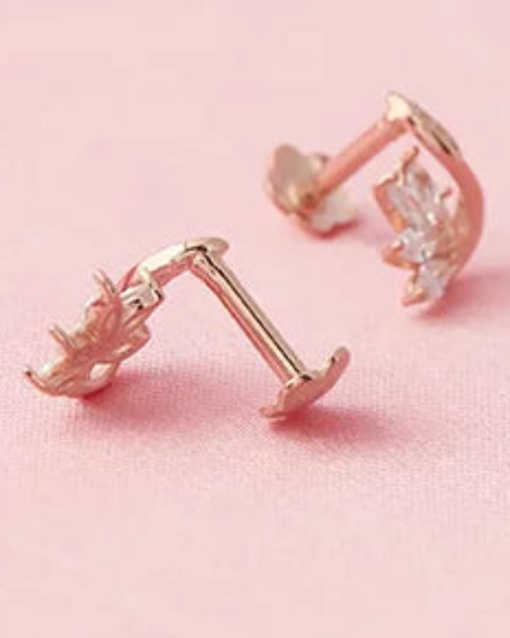 Floral Curve Studs in 92.5 Silver