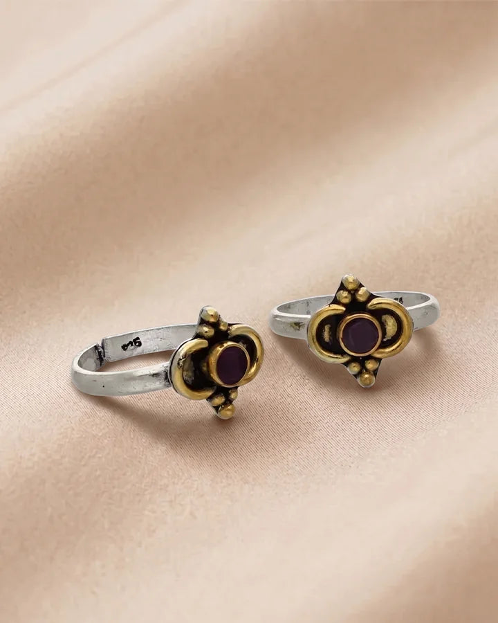 Manikya Toe Rings in 92.5 Silver