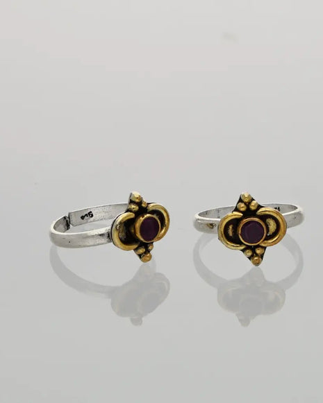 Manikya Toe Rings detail - Silsila by Dvaar