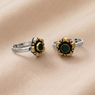 Vrinda Toe Rings in 92.5 Silver