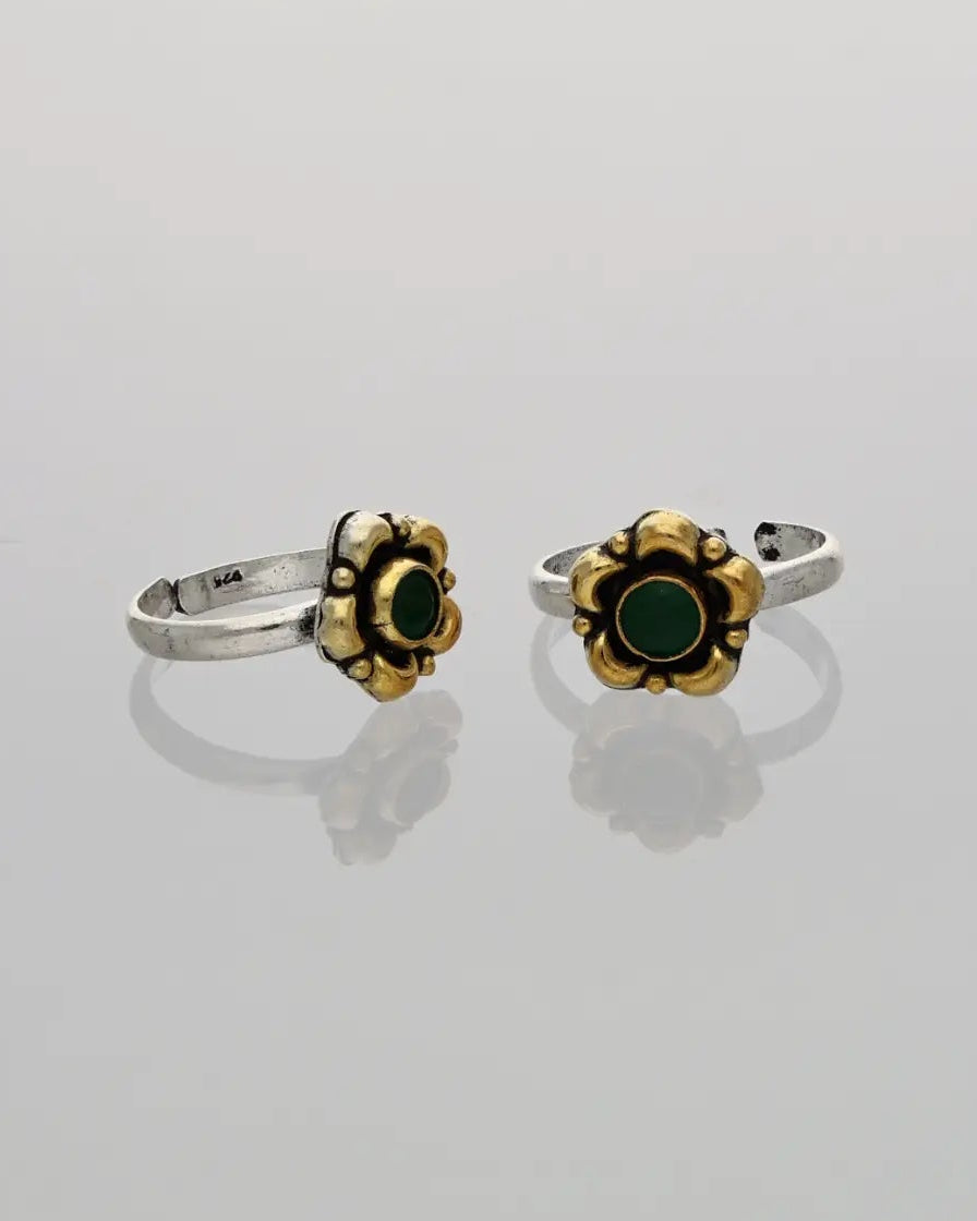 Vrinda Toe Rings detail - Silsila by Dvaar