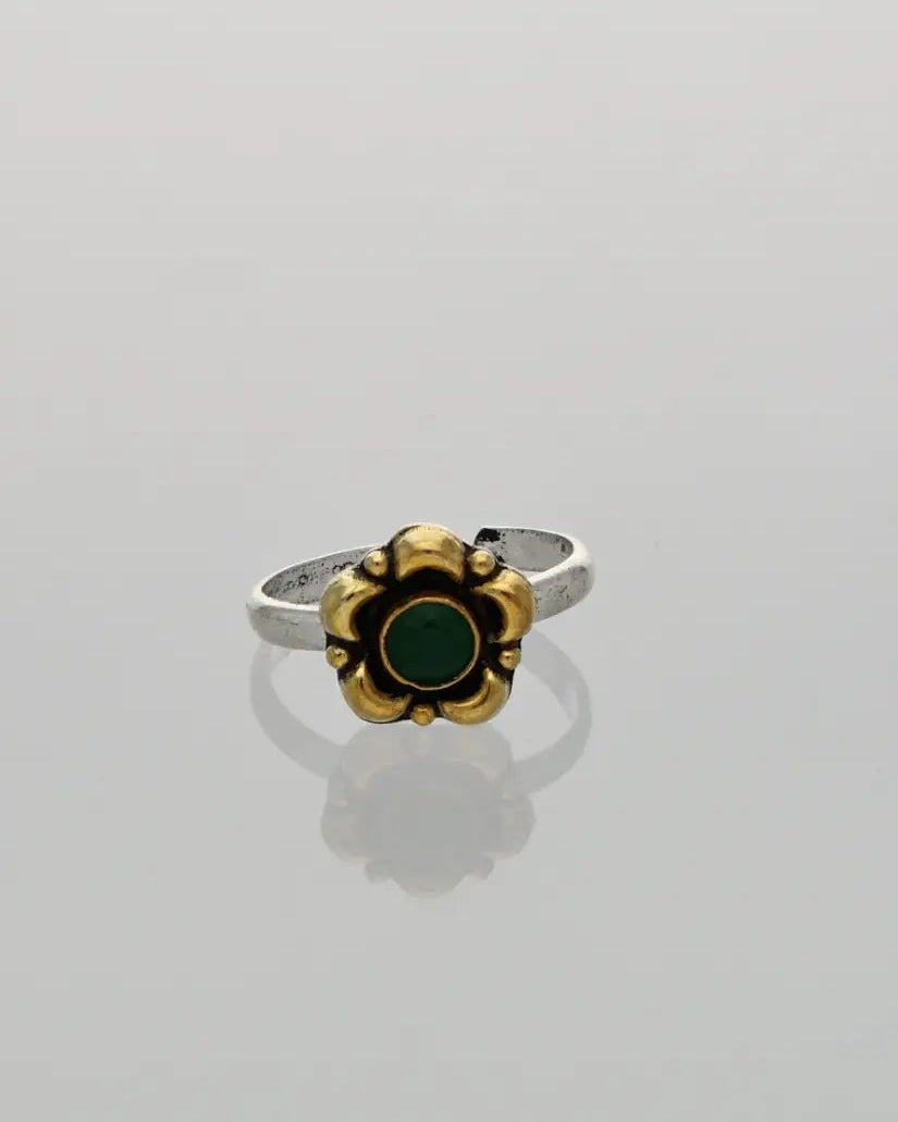 Vrinda Toe Rings side view - Silsila by Dvaar