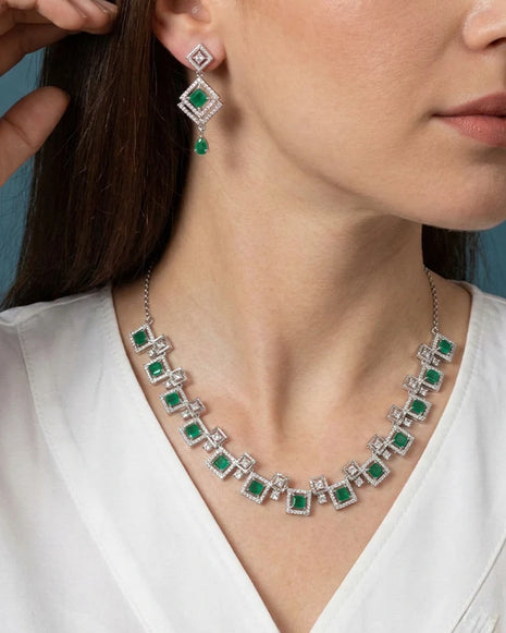 Jade Collar Set in 92.5 Silver - Silsila by Dvaar