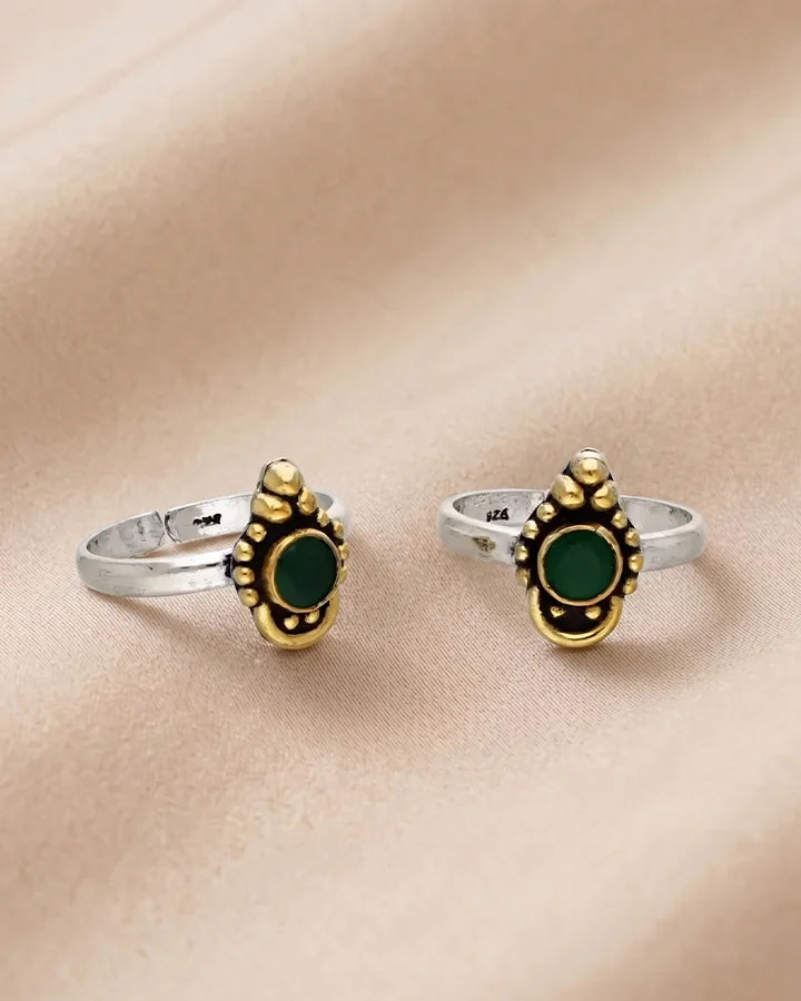 Verdant Toe Rings in 92.5 Silver
