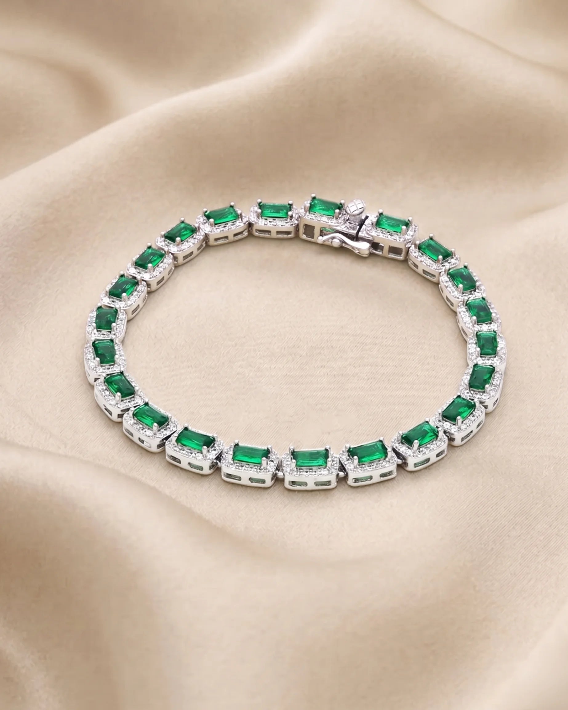 Luxe Green Bracelet in 92.5 Silver