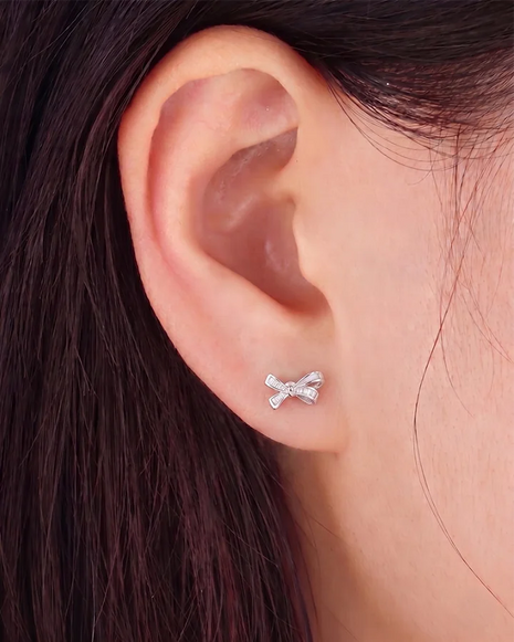 BowBelle Studs in 92.5 Silver