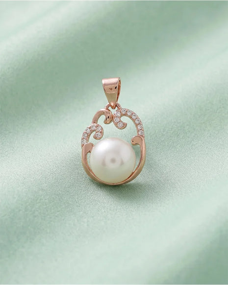 Pearl Pendant in 92.5 Silver