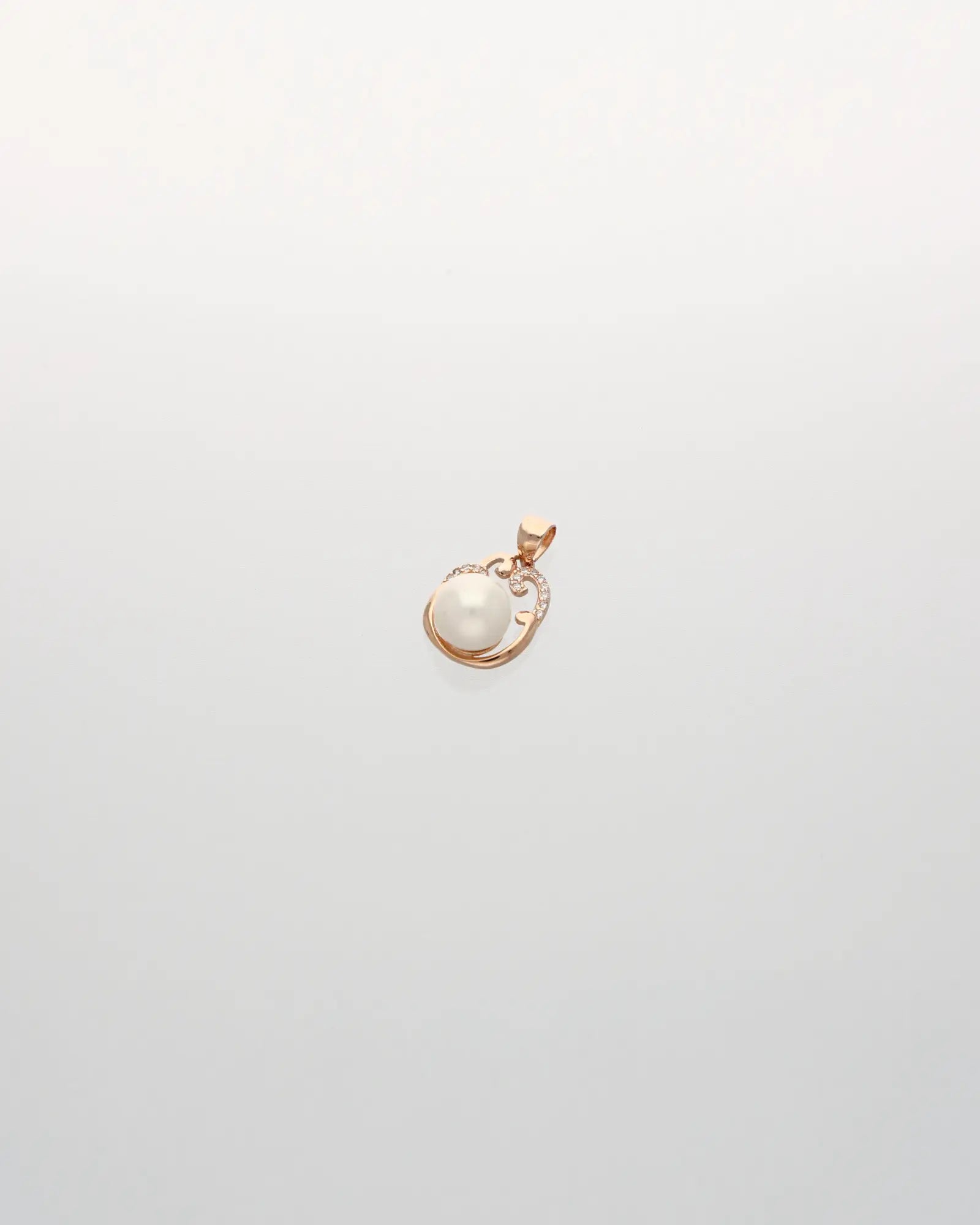 Pearl Pendant in 92.5 Silver