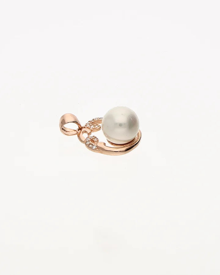 Pearl Pendant in 92.5 Silver