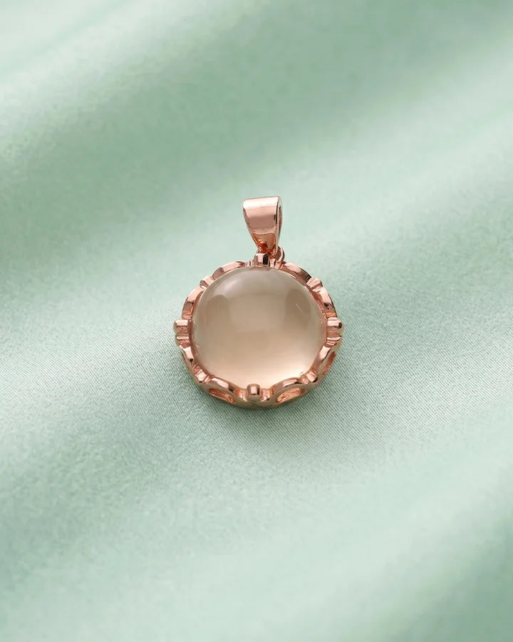 Lunar Pendant in 92.5 Silver