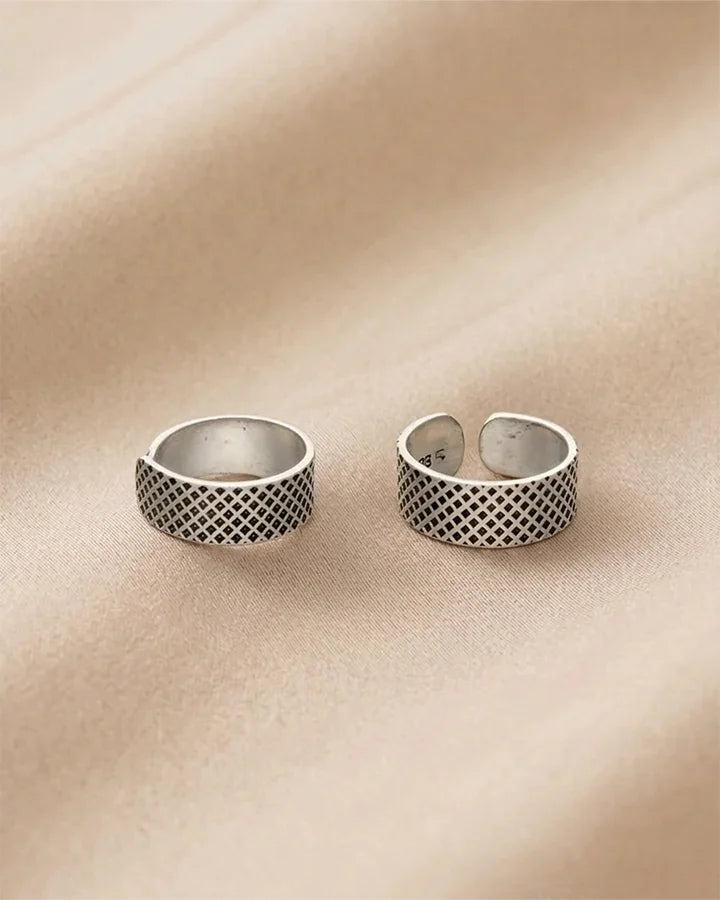 Chakra Toe Rings in 92.5 Silver