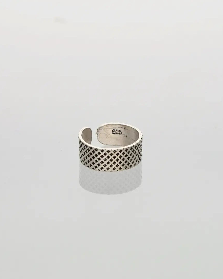 Chakra Toe Rings side view - Silsila by Dvaar