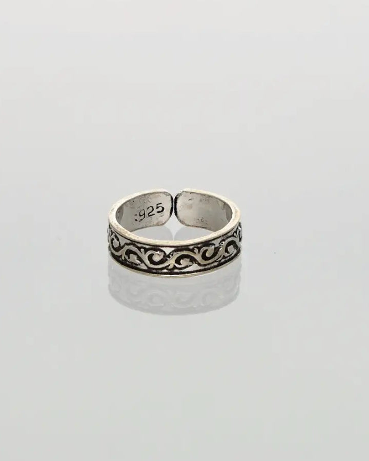 Filigree Toe Rings side view - Silsila by Dvaar