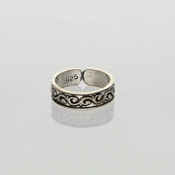 Filigree Toe Rings side view - Silsila by Dvaar