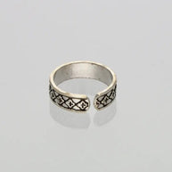 Petal Toe Rings worn view - Silsila by Dvaar