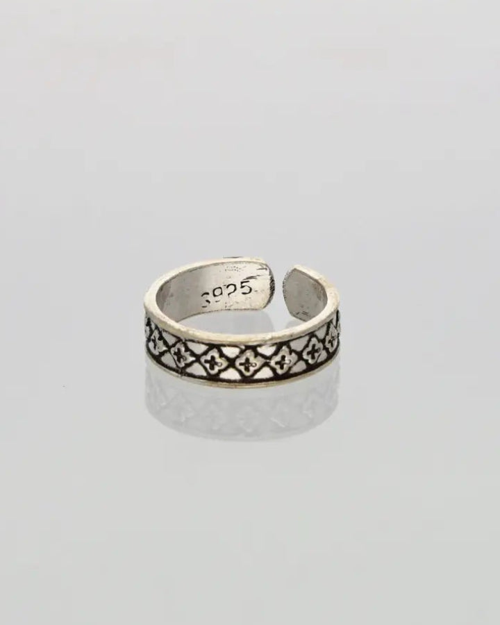 Petal Toe Rings side view - Silsila by Dvaar