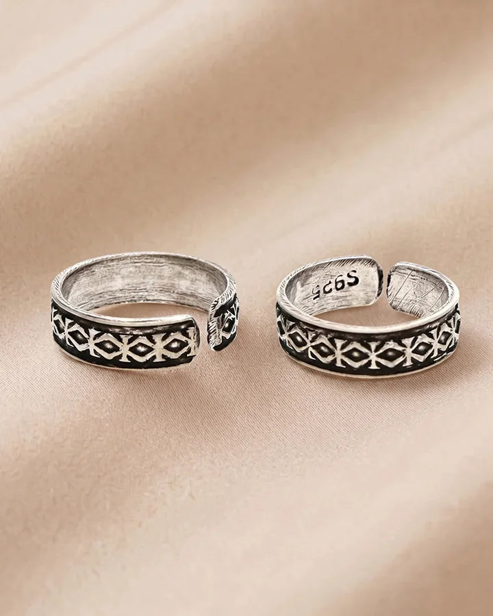 Smriti Toe Rings in 92.5 Silver