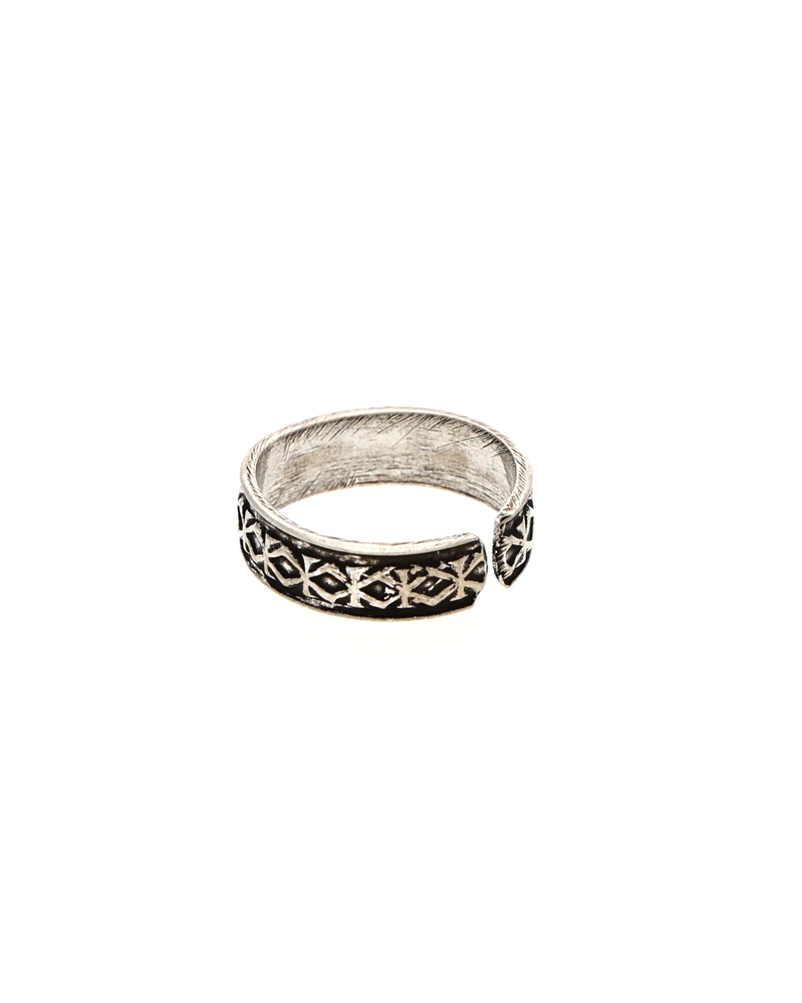 Smriti Toe Rings worn view - Silsila by Dvaar