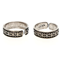Smriti Toe Rings detail - Silsila by Dvaar