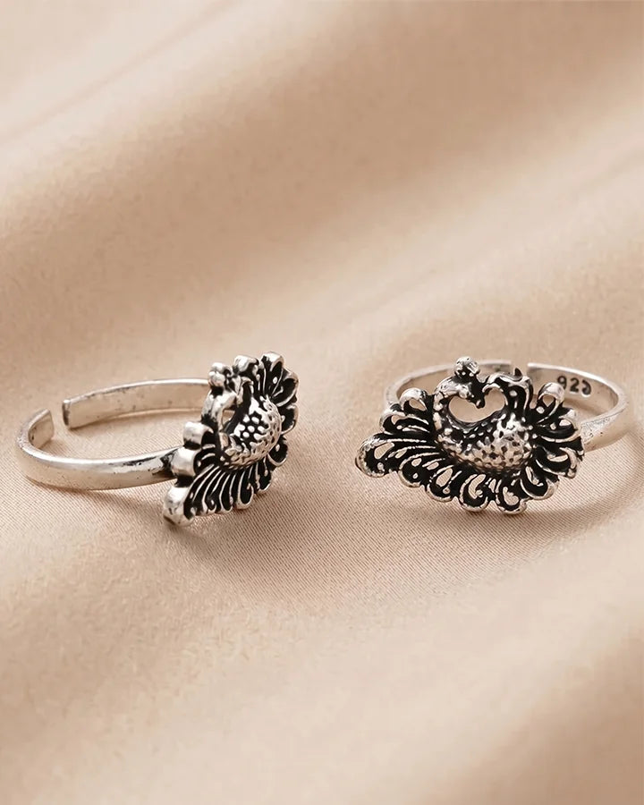 Peacock Toe Rings in 92.5 Silver