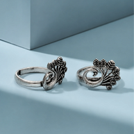 Peafowl Toe Rings in 92.5 Silver