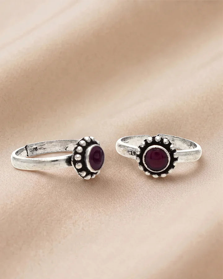 Manik Toe Rings in 92.5 Silver