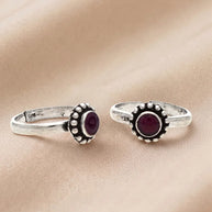 Manik Toe Rings in 92.5 Silver