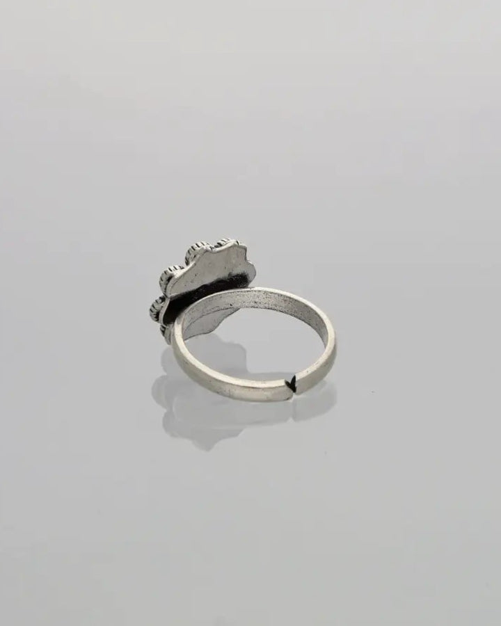 Floral Toe Rings worn view - Silsila by Dvaar