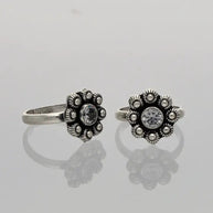 Floral Toe Rings detail - Silsila by Dvaar