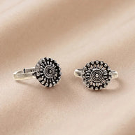 Sumana Toe Rings in 92.5 Silver