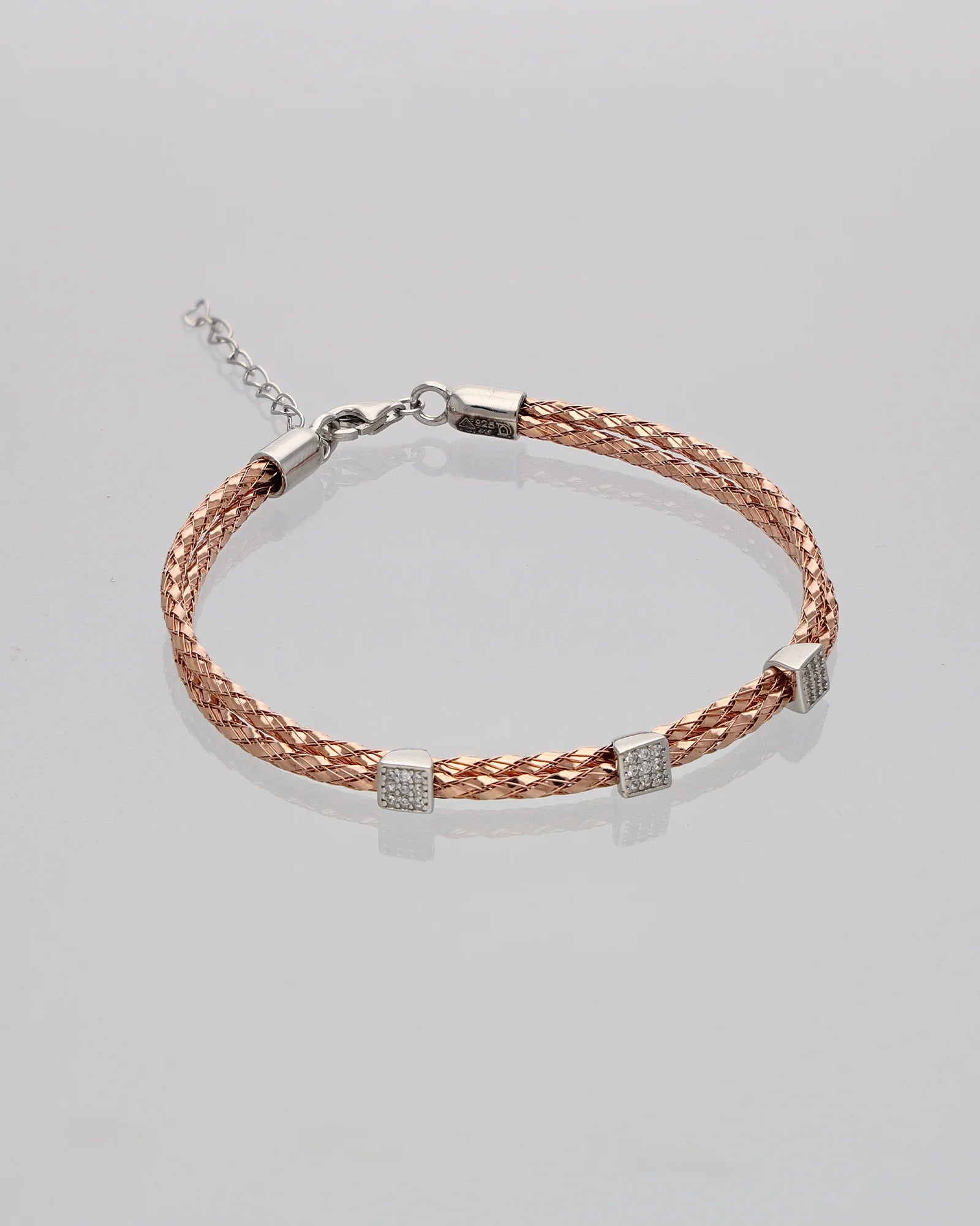 Anaya Bracelet in 92.5 Silver