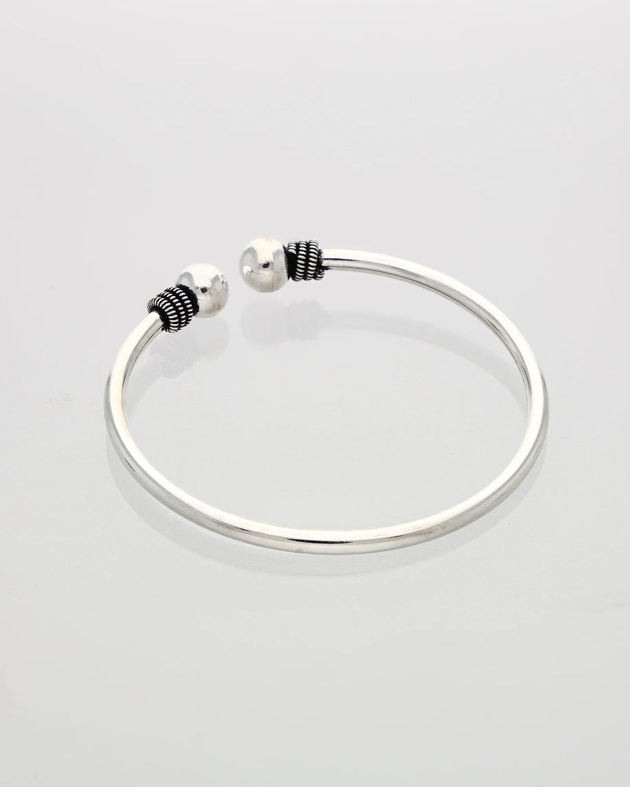 Nostara Kada in 92.5 Silver side view - Silsila by Dvaar