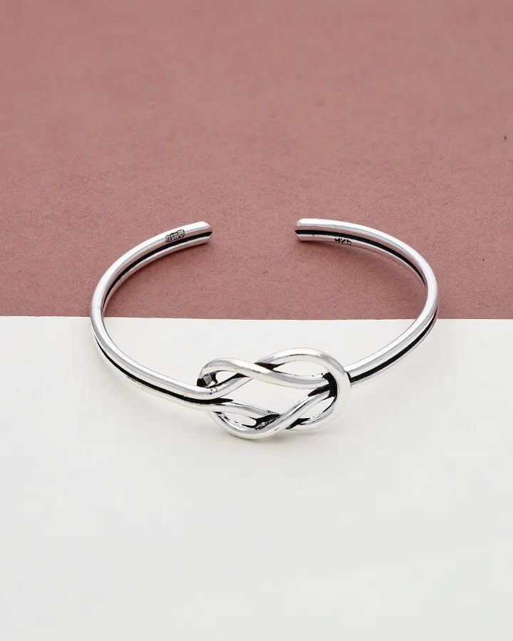 Regalia Knot Kada in 92.5 Silver - Silsila by Dvaar