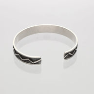 Intrigue Kada in 92.5 Silver