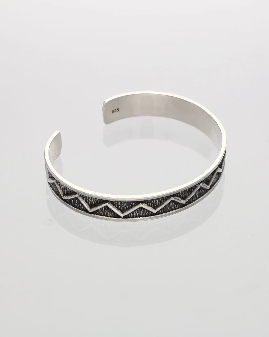 Intrigue Kada in 92.5 Silver