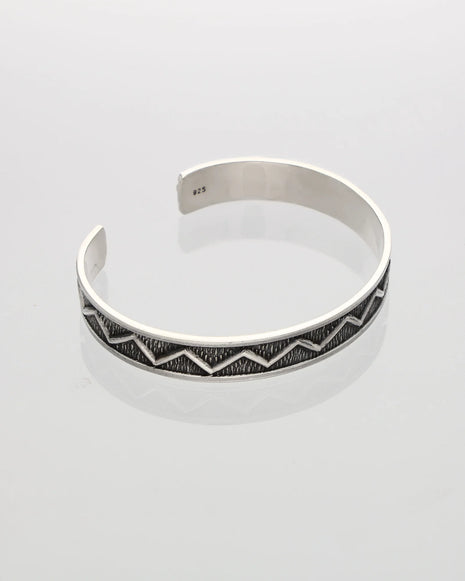 Intrigue Kada in 92.5 Silver detail - Silsila by Dvaar