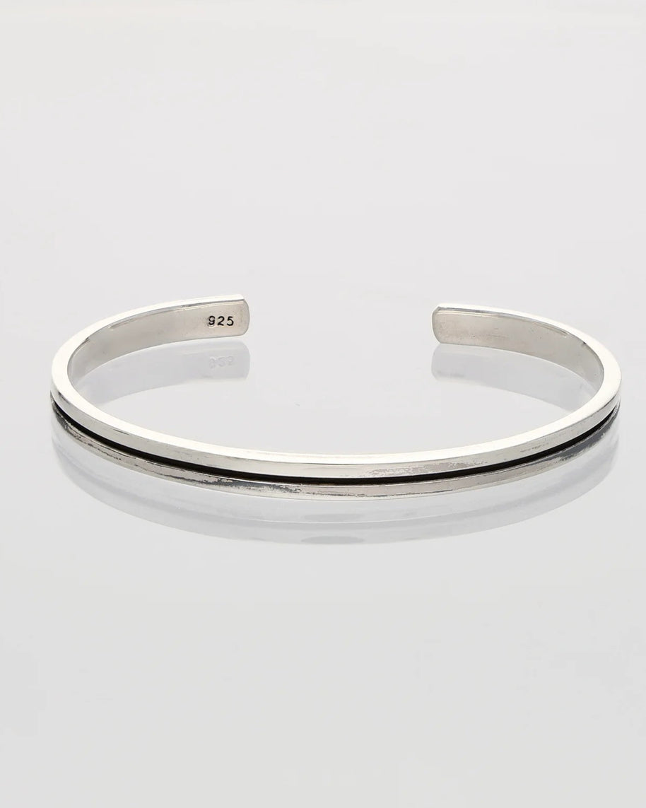 Solitaire Kada in 92.5 Silver