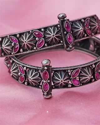 Twilight Ruby Kundan Bangle in 92.5 Silver