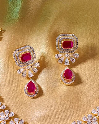 Vermilion Necklace in 92.5 Silver