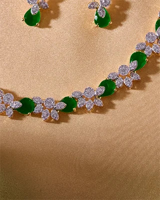 Pistachio Necklace in 92.5 Silver detail - Silsila by Dvaar