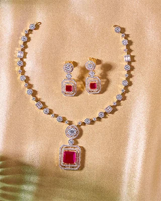 Rouge Necklace in 92.5 Silver
