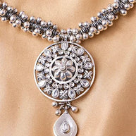 Ghunghroo Necklace detail - Silsila by Dvaar