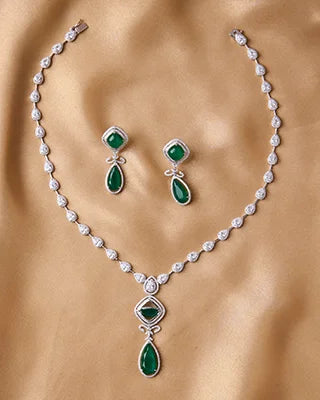 Verdite Necklace front view - Silsila by Dvaar