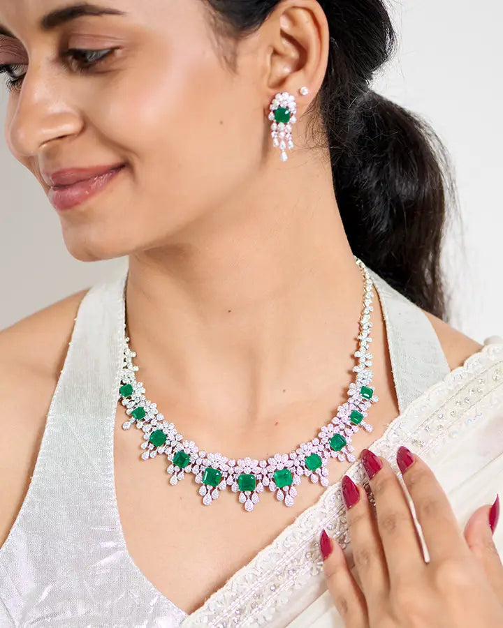 Marakata Necklace in 92.5 Silver