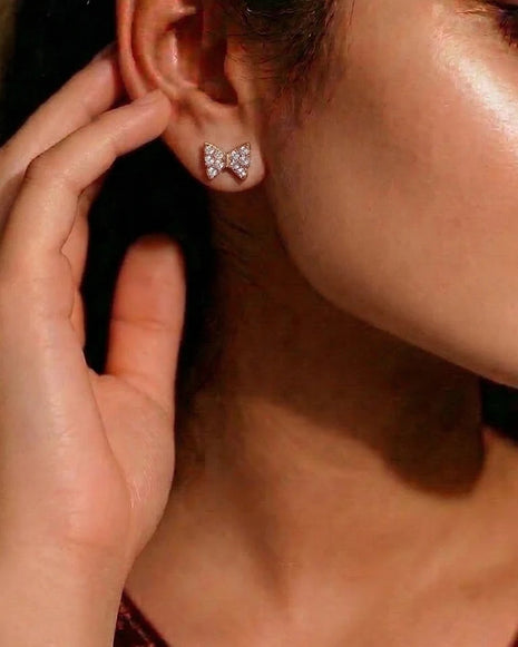 Knot Studs in 92.5 Silver
