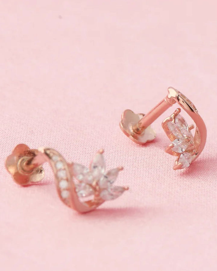 Floral Curve Studs in 92.5 Silver