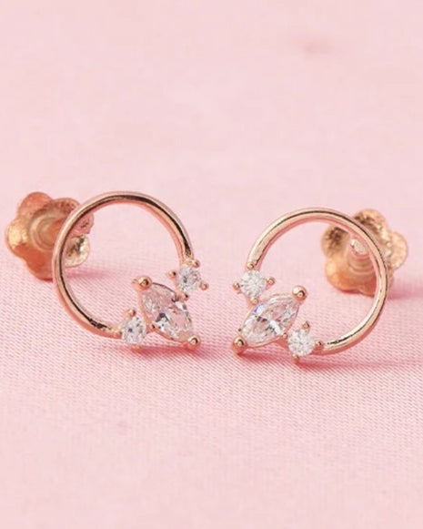 Pearl Halo Studs in 92.5 Silver