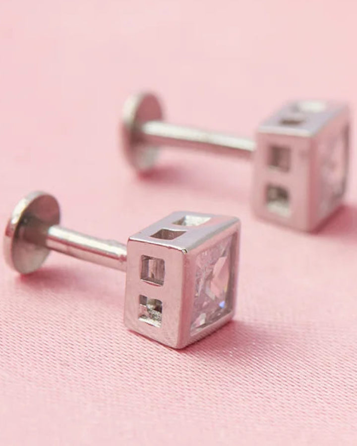 Nova Studs in 92.5 Silver